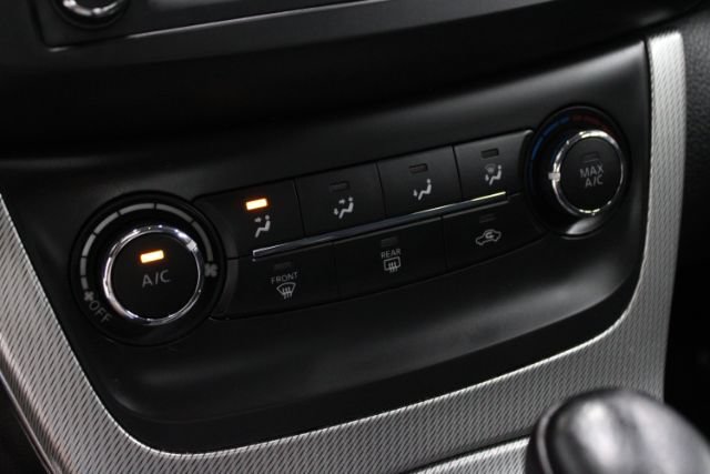 Used 2015 Nissan Sentra SR w/ Navigation Package FWD image 15