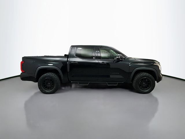 Used 2022 Toyota Tundra SR5 w/ SR5 Convenience Package image 8