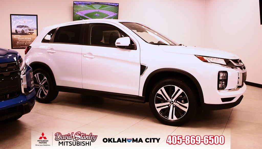 New 2025 Mitsubishi Outlander Sport SE