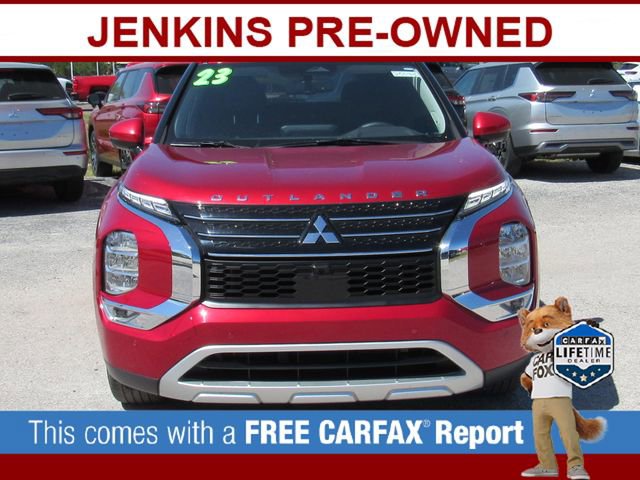 Used 2023 Mitsubishi Outlander SE image 9