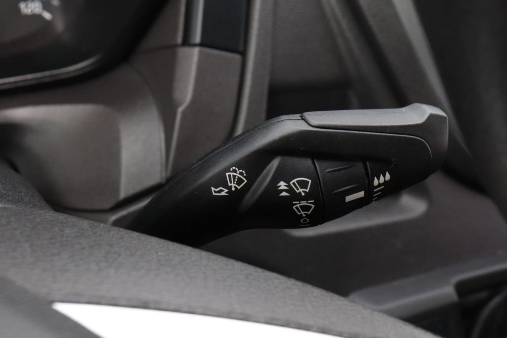 Used 2018 Ford Transit 250 148 Low Roof image 23