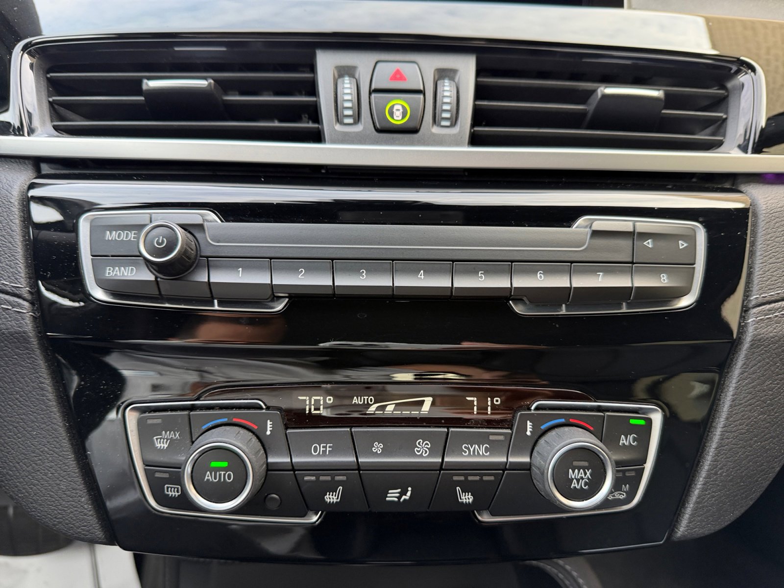 Used 2021 BMW X1 xDrive28i w/ Convenience Package image 11