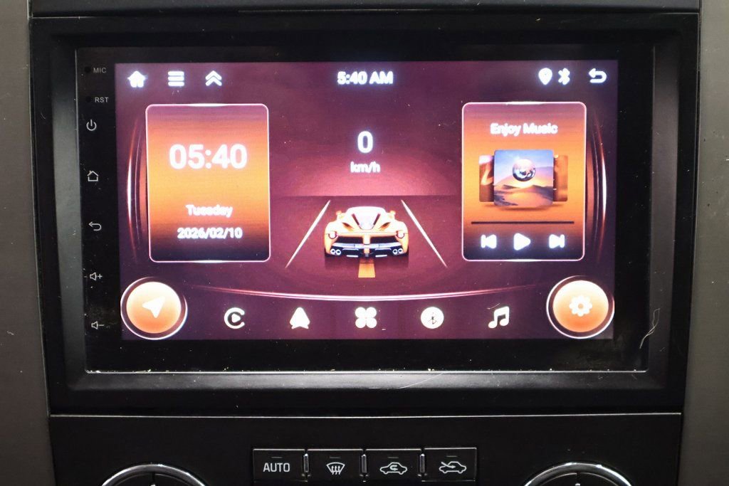 Used 2013 Chevrolet Silverado 2500 LTZ w/ LTZ Plus Package image 29