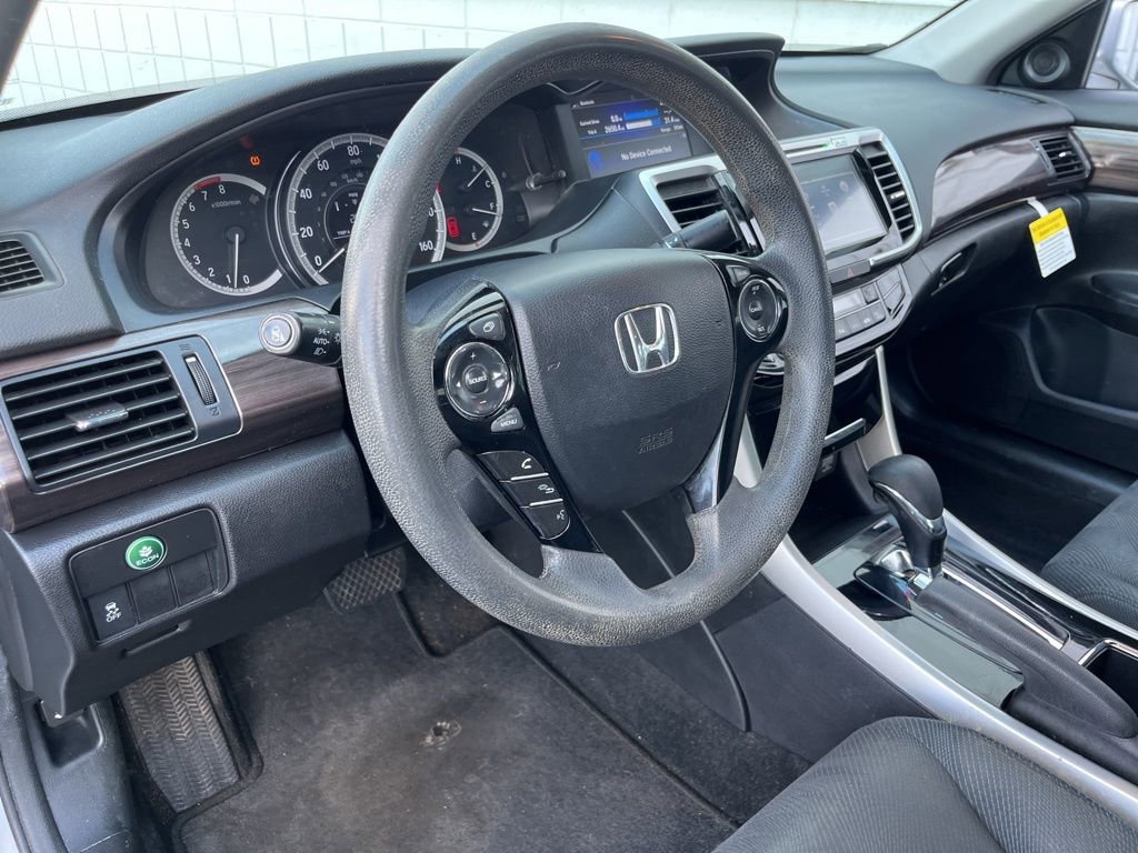 Used 2016 Honda Accord EX image 2