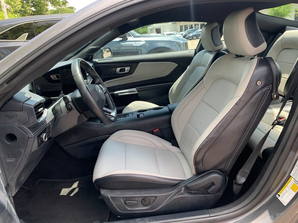 Used 2024 Ford Mustang Premium RWD image 8