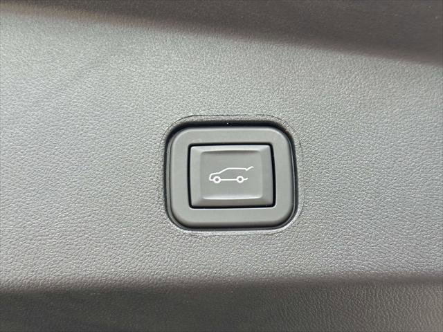 Certified 2024 Cadillac Lyriq Sport AWD/4WD image 13