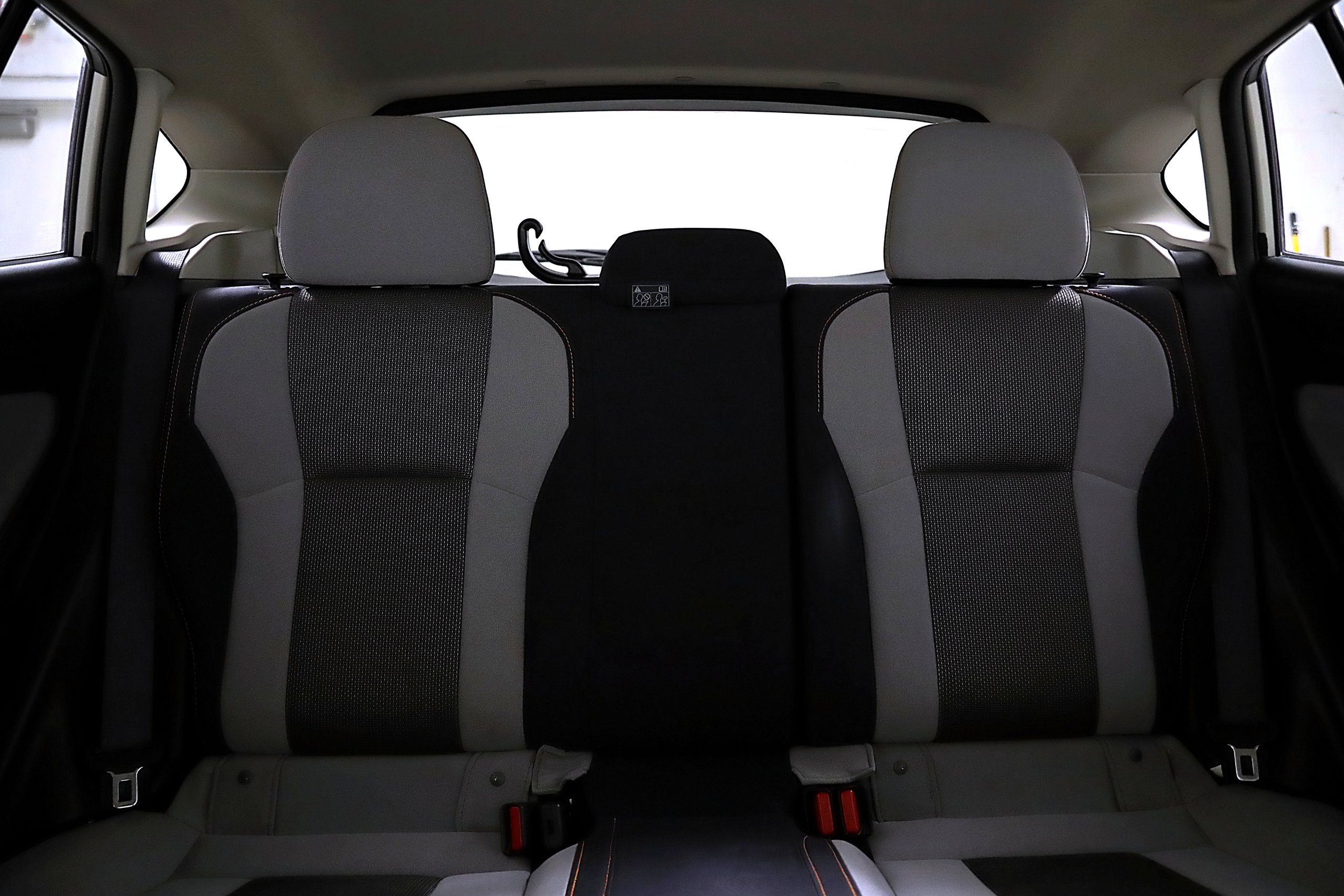 Used 2019 Subaru Crosstrek 2.0i Premium w/ Moonroof Package AWD/4WD image 13