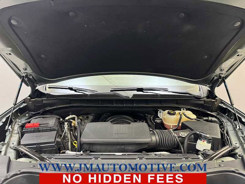 Used 2023 Chevrolet Suburban Premier AWD/4WD image 10