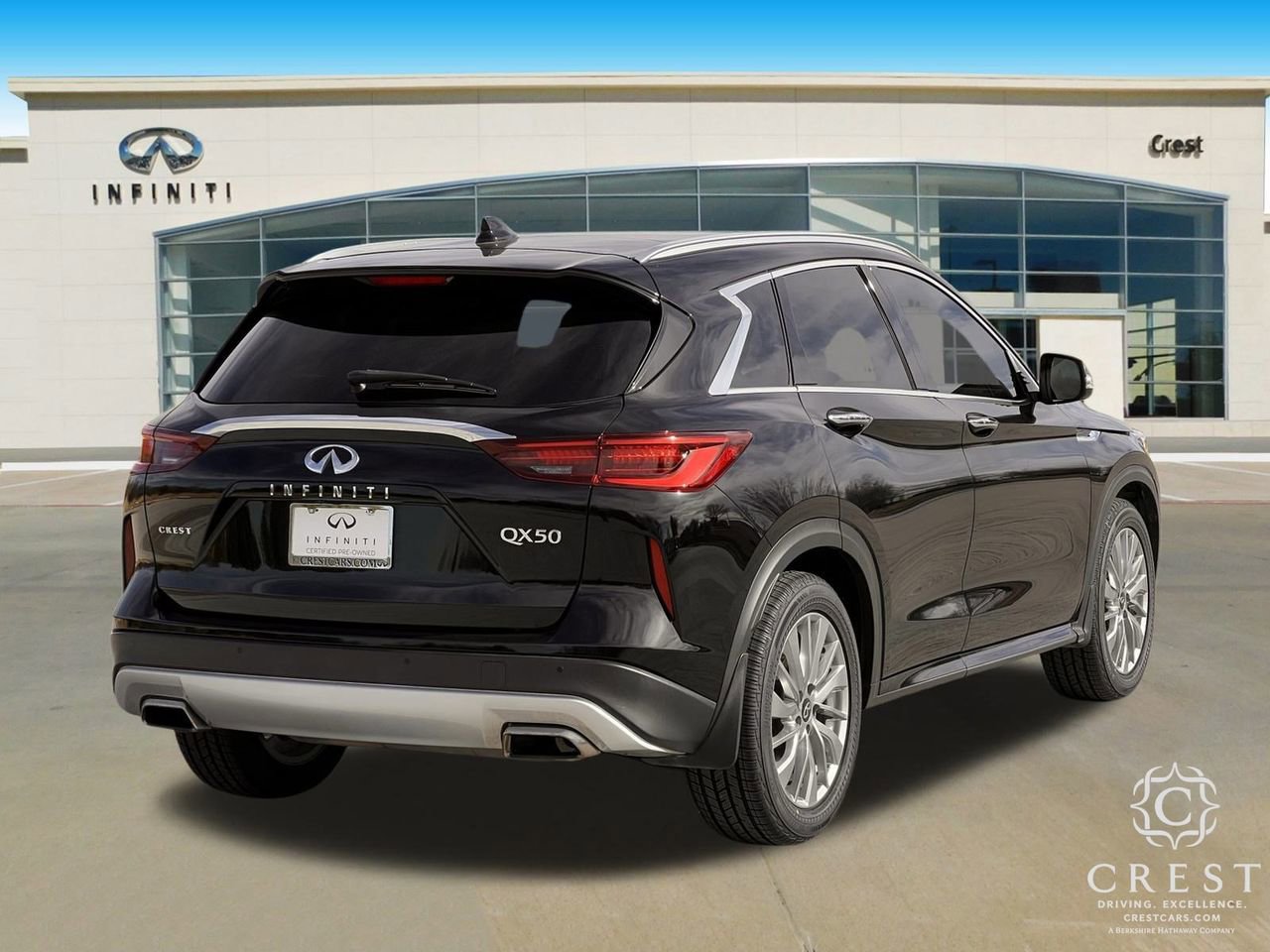 Certified 2023 INFINITI QX50 Luxe image 4