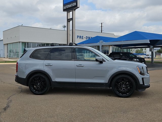 Used 2022 Kia Telluride EX w/ EX Premium Package AWD/4WD image 4