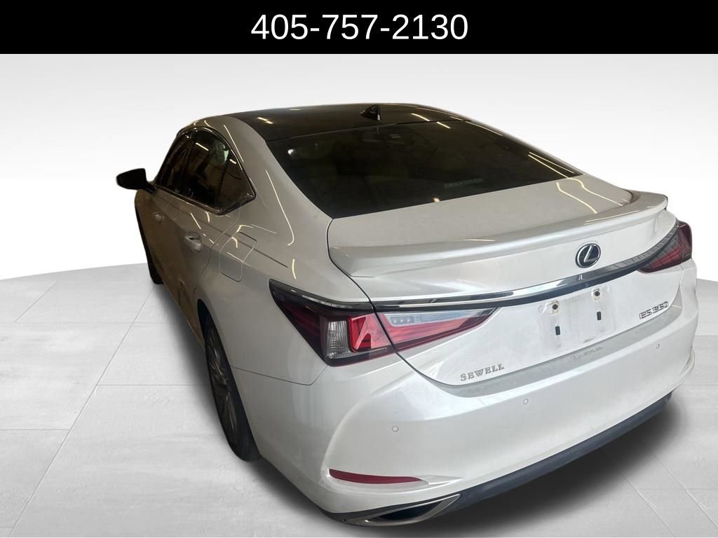 Used 2022 Lexus ES 350 Ultra Luxury w/ Accessory Package 2 image 4