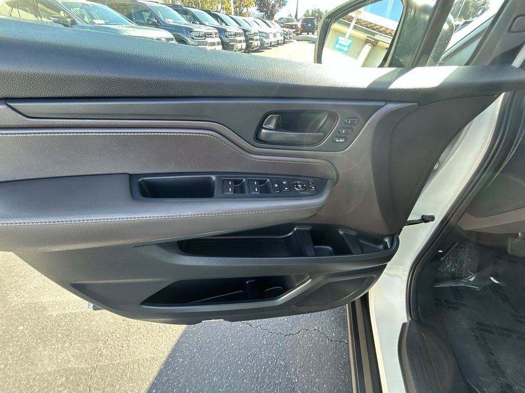Used 2018 Honda Odyssey EX-L image 13