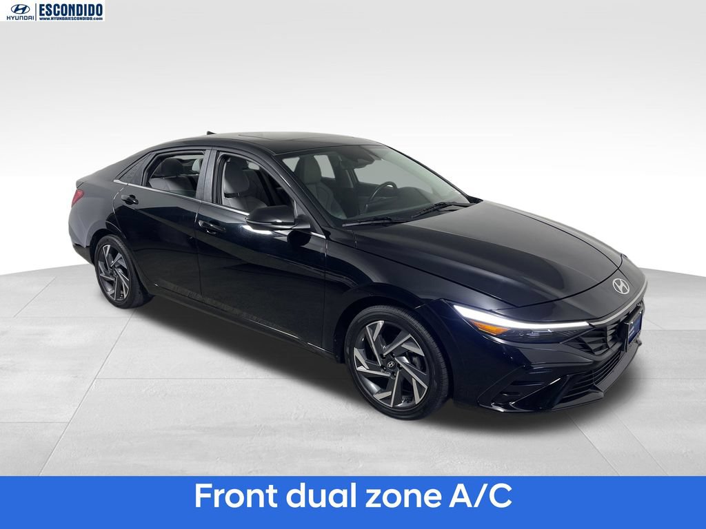Certified 2025 Hyundai Elantra Limited FWD image 7