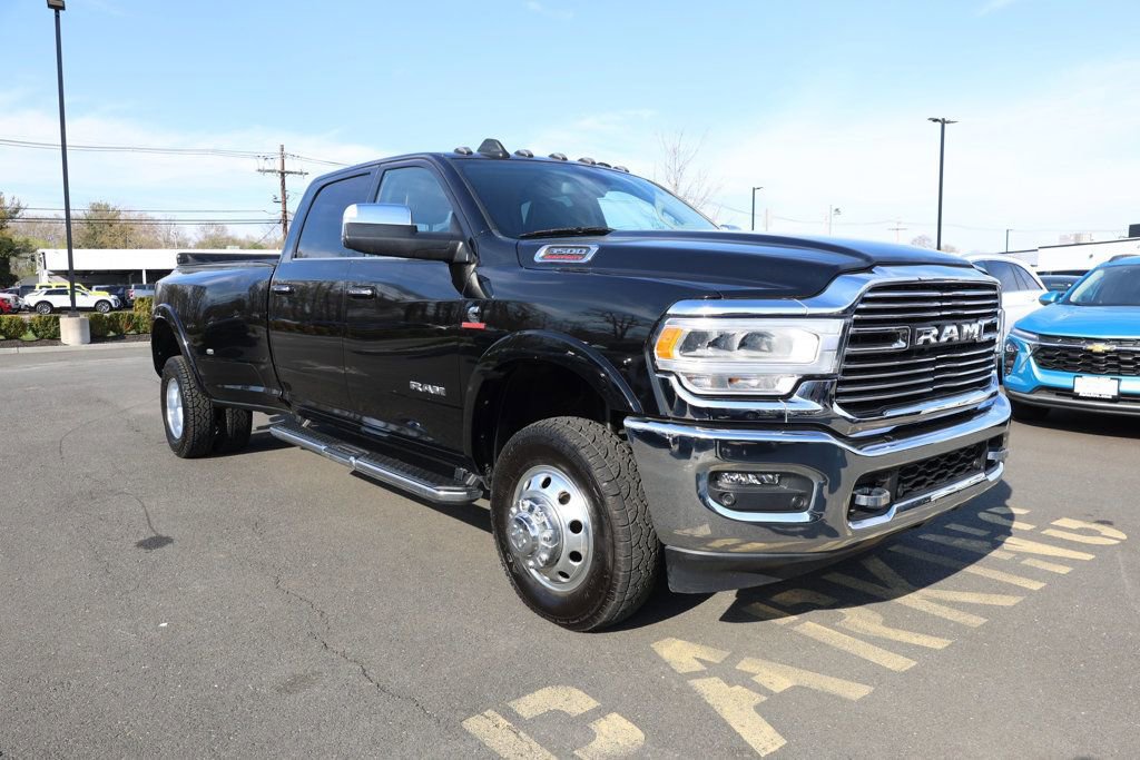 Used 2022 RAM 3500 Laramie image 7