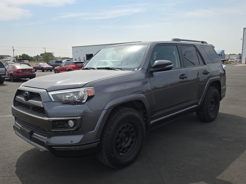 Certified 2019 Toyota 4Runner Limited AWD/4WD image 3