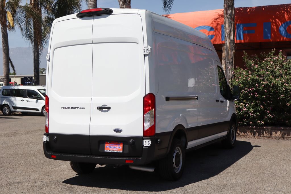 Used 2024 Ford Transit 250 148 High Roof w/ Load Area Protection Package RWD image 8
