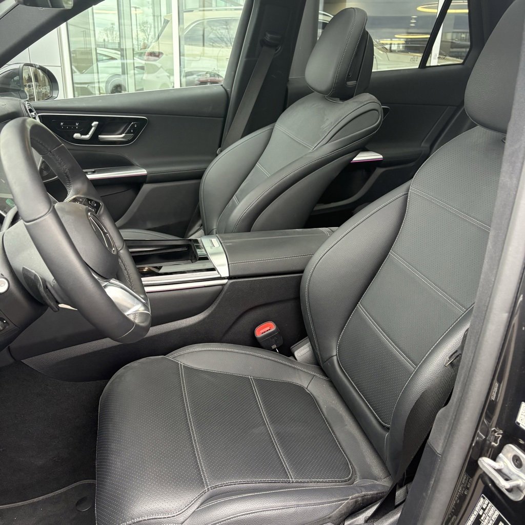 Certified 2025 Mercedes-Benz GLC 300 GLC 300 image 12