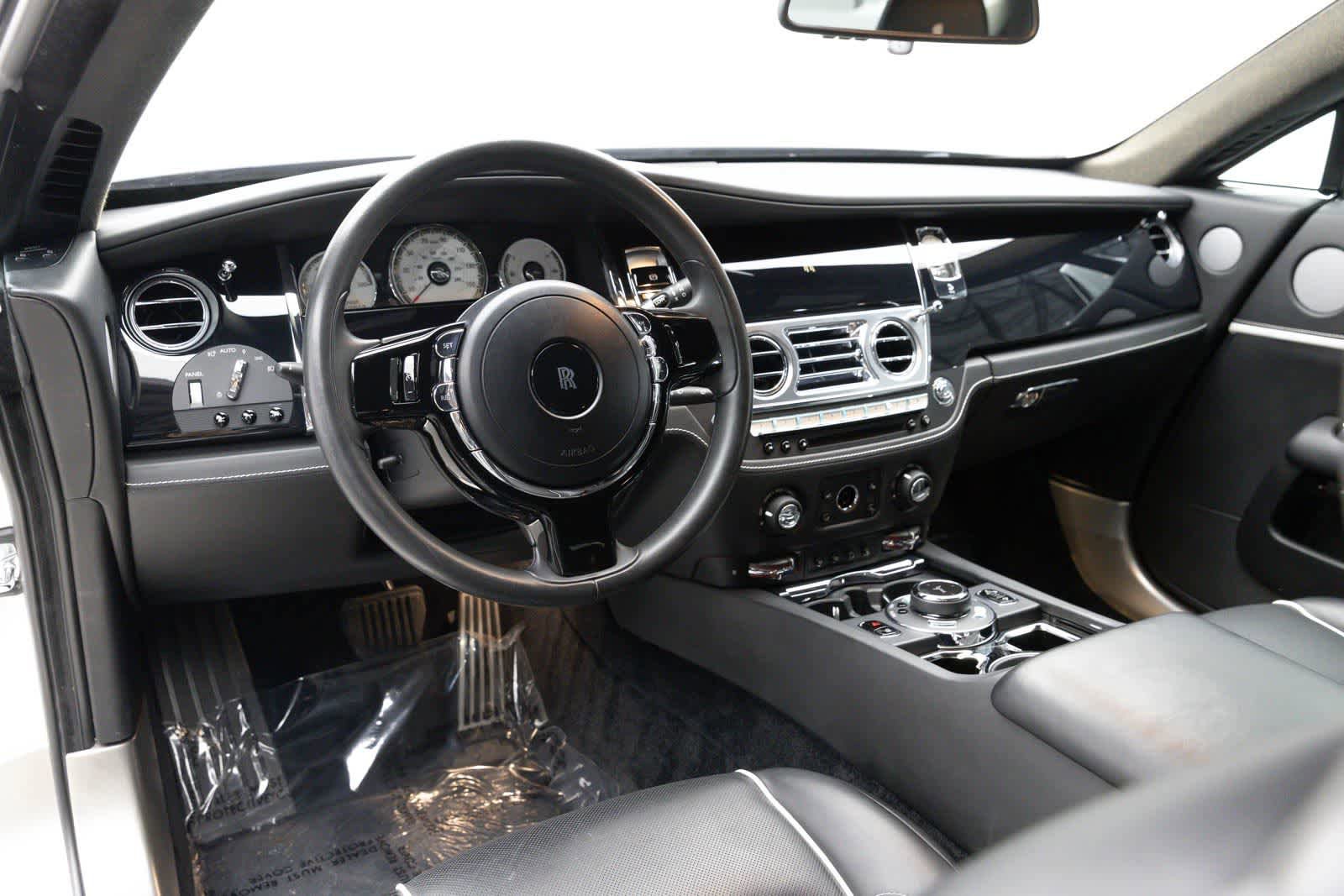 Certified 2018 Rolls-Royce Wraith RWD image 2