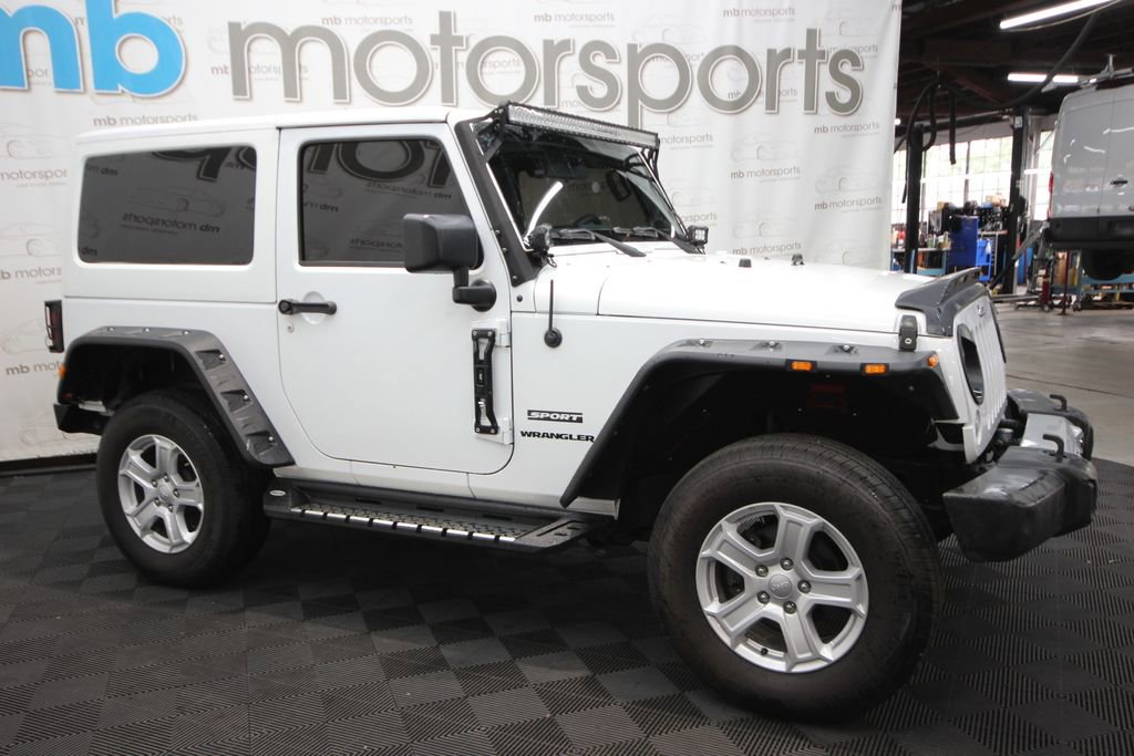 Used 2017 Jeep Wrangler Sport w/ Trailer Tow Group AWD/4WD image 8