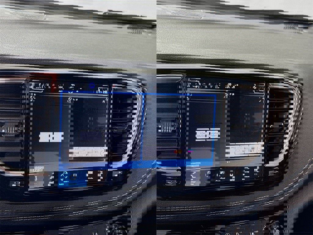 New 2026 Chrysler Pacifica Select image 9