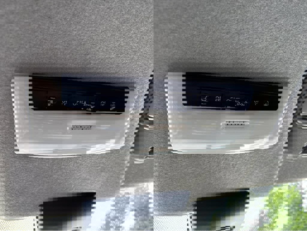 New 2025 Nissan Kicks Play S image 34