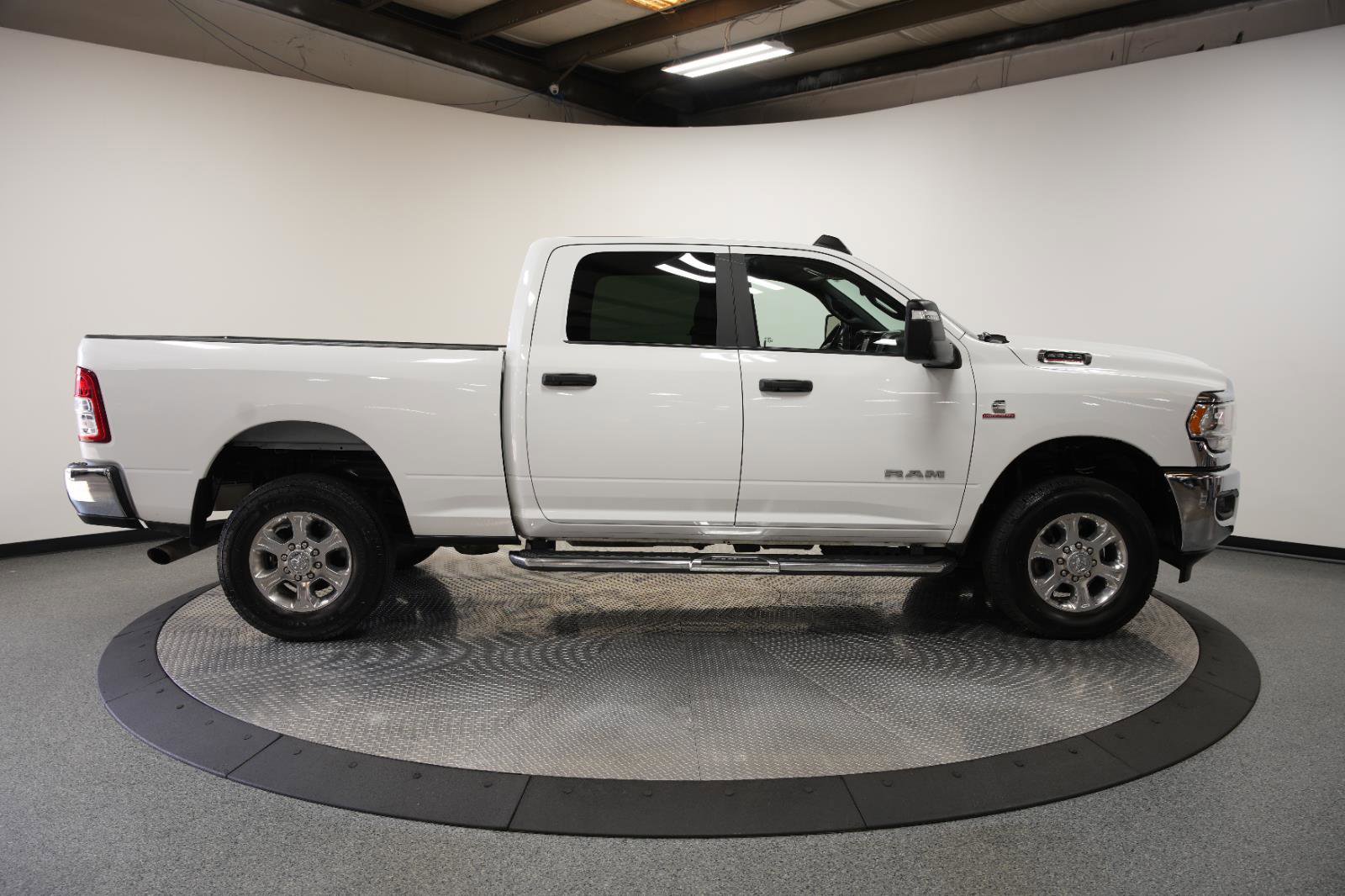 Used 2024 RAM 2500 Big Horn image 9
