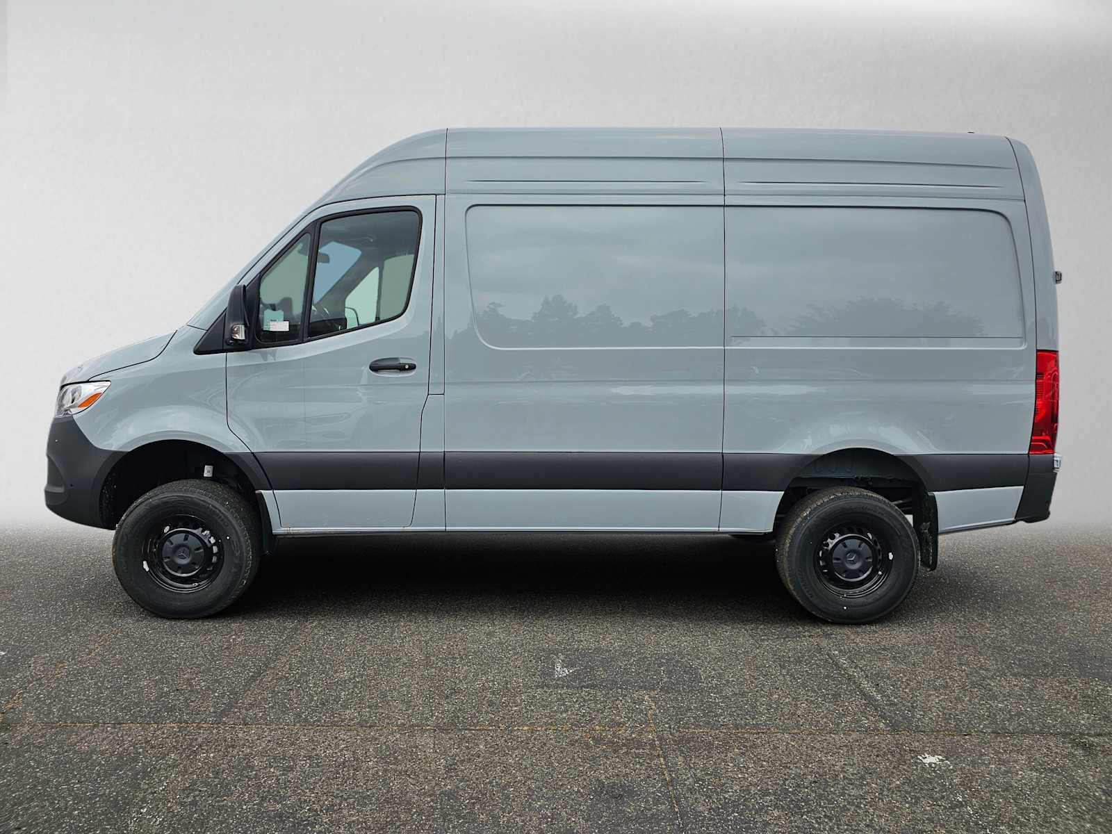 New 2025 Mercedes-Benz Sprinter 2500 image 6