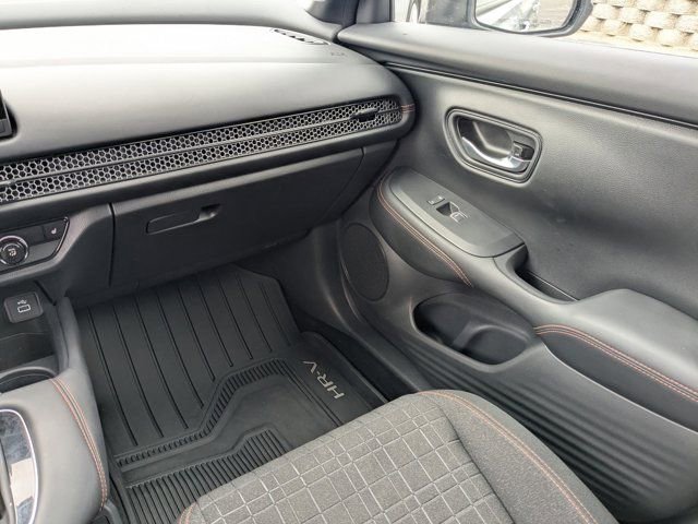 Used 2025 Honda HR-V Sport image 18
