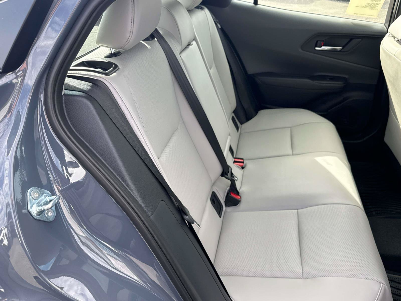 New 2027 Toyota Prius Limited FWD image 13
