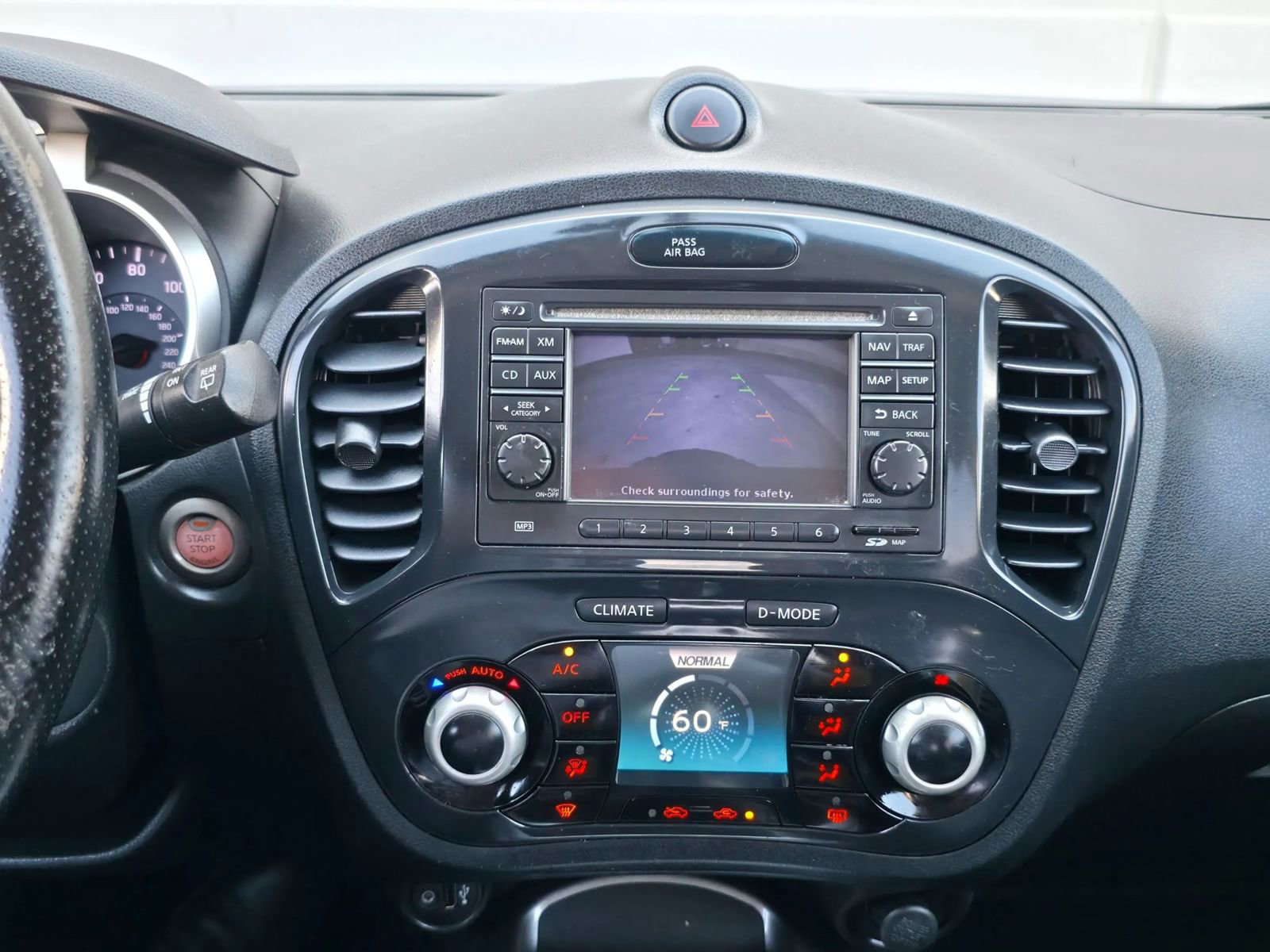 Used 2013 Nissan Juke SL image 12