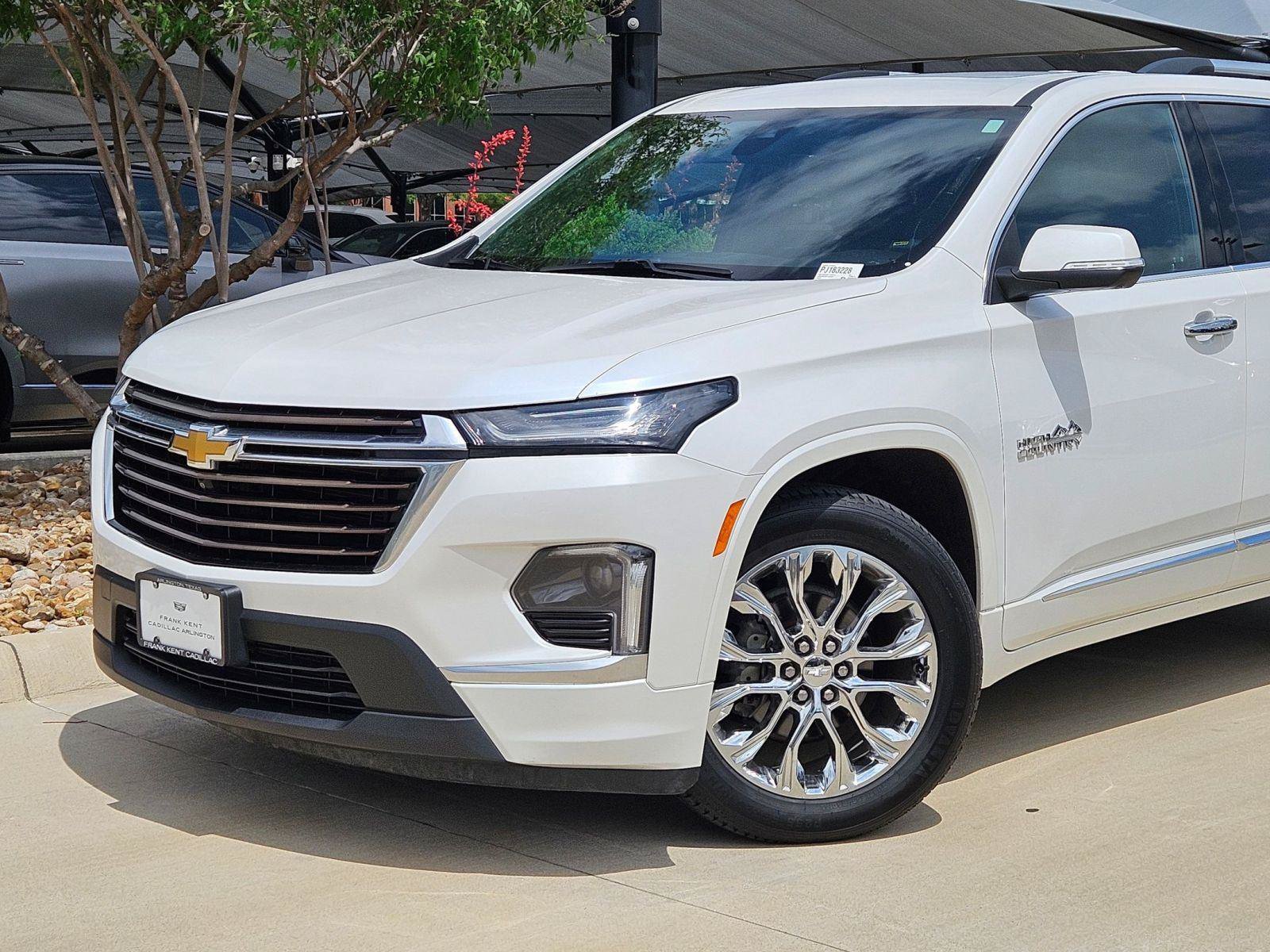 Used 2023 Chevrolet Traverse High Country AWD/4WD image 6