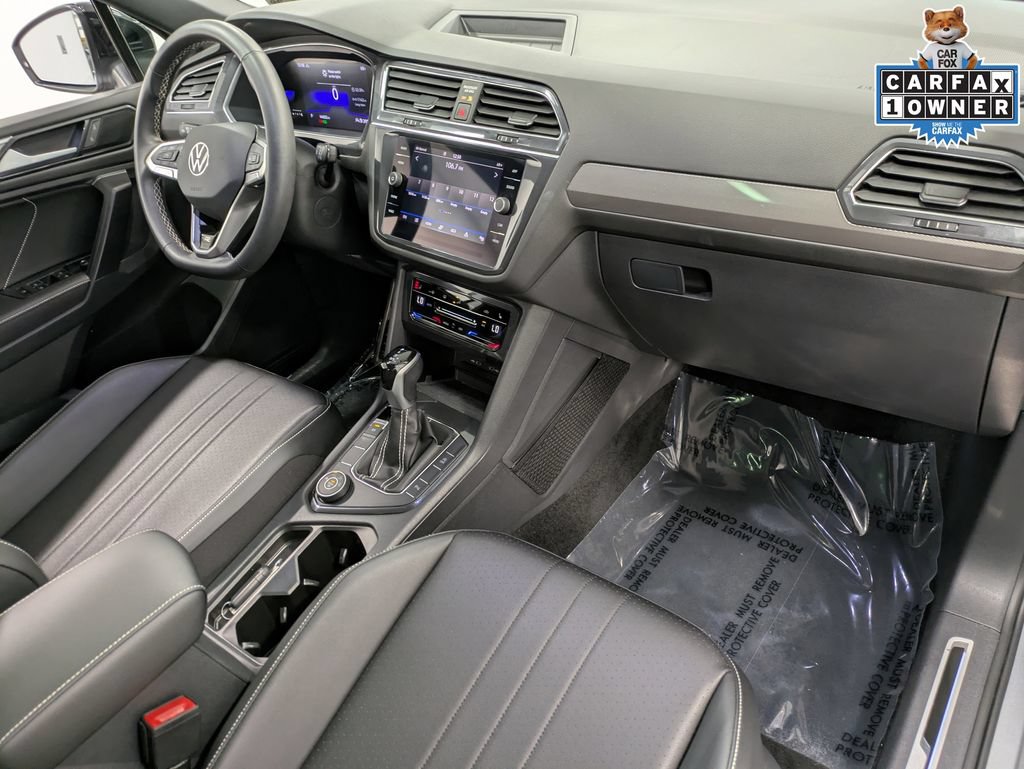 Used 2023 Volkswagen Tiguan SE R-Line AWD/4WD image 34