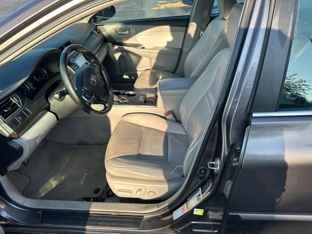 Used 2015 Toyota Camry XLE FWD image 12