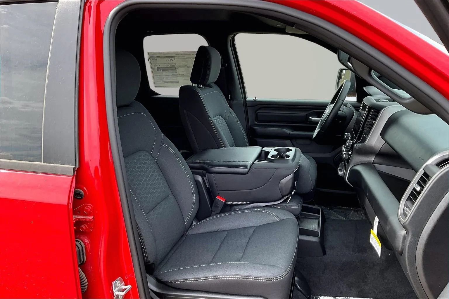 New 2025 RAM 1500 Tradesman w/ Night Edition AWD/4WD image 10