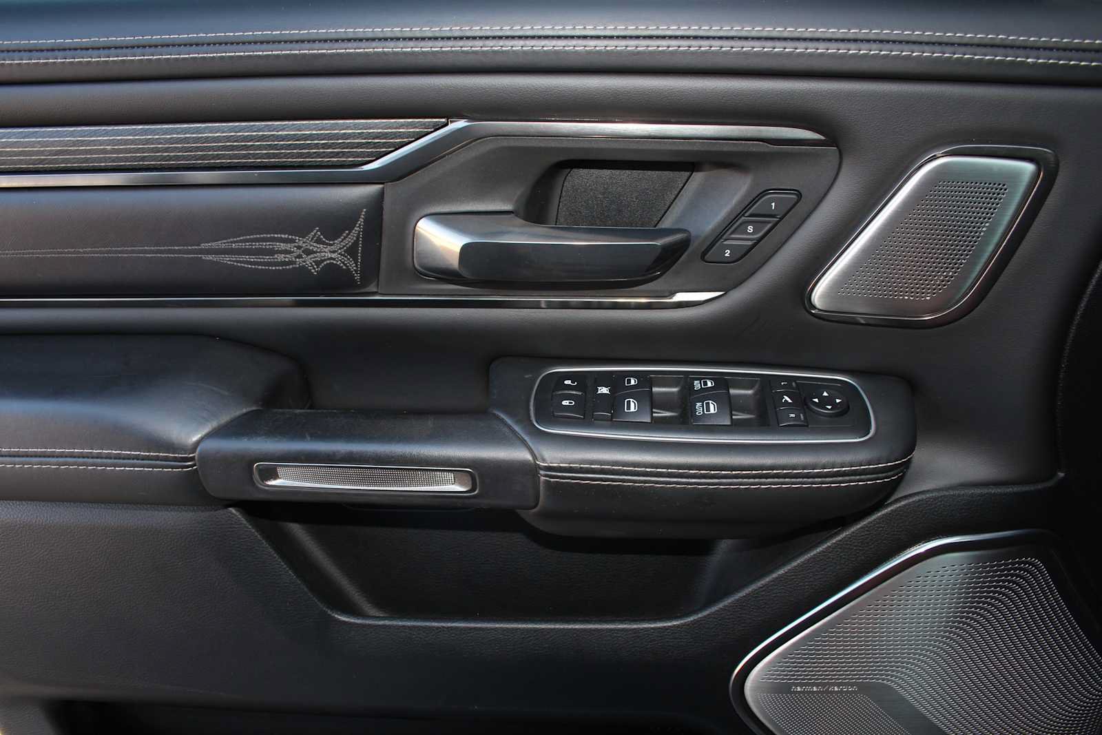 Used 2020 RAM 1500 Limited AWD/4WD image 38