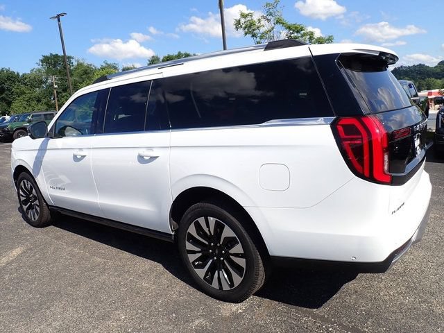 Used 2025 Ford Expedition Max Platinum w/ Driver's Package AWD/4WD image 4