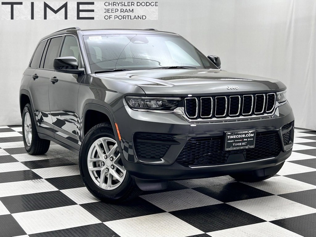 New 2025 Jeep Grand Cherokee Laredo X w/ Trailer Tow Package