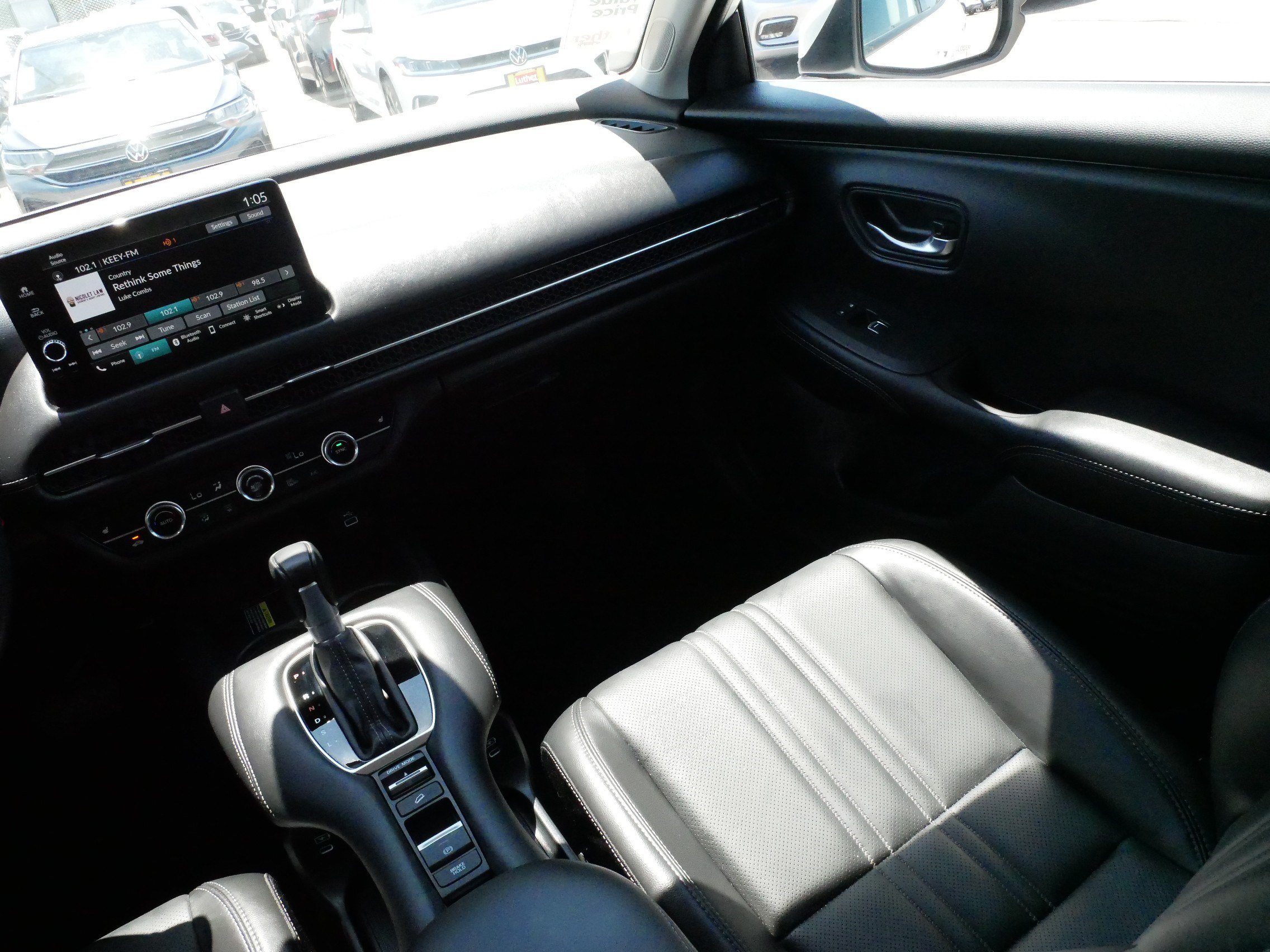 Used 2025 Honda HR-V EX-L image 11