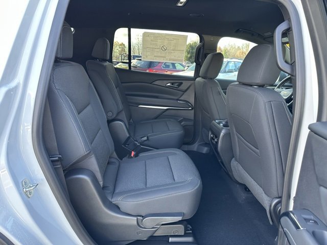 New 2026 Chevrolet Traverse LT image 29