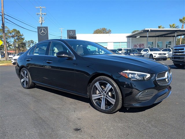 Used 2025 Mercedes-Benz C 300 Sedan image 2