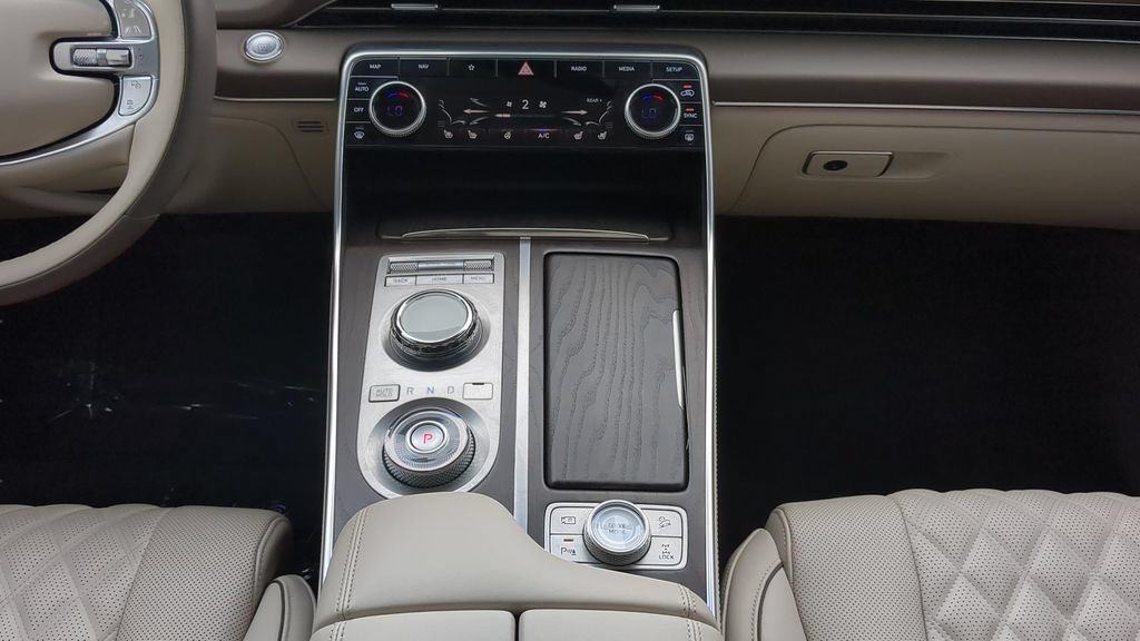 Used 2024 Genesis GV80 3.5T Prestige Signature AWD/4WD image 14