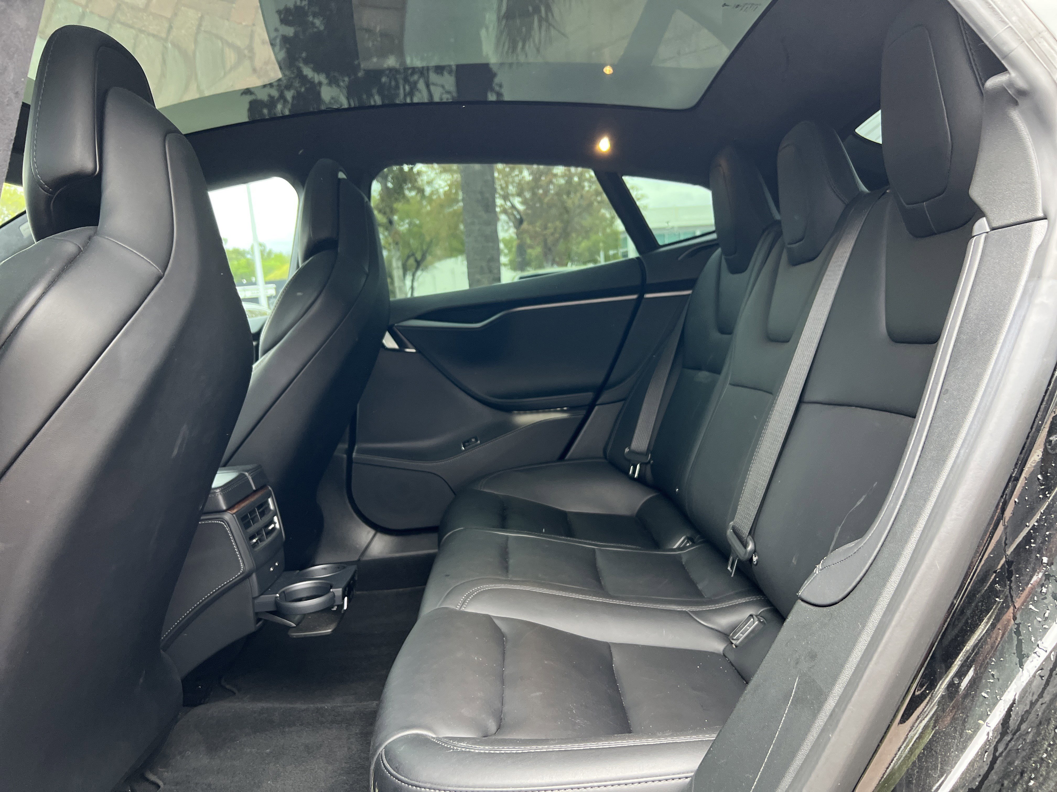 Used 2020 Tesla Model S Long Range Plus image 31
