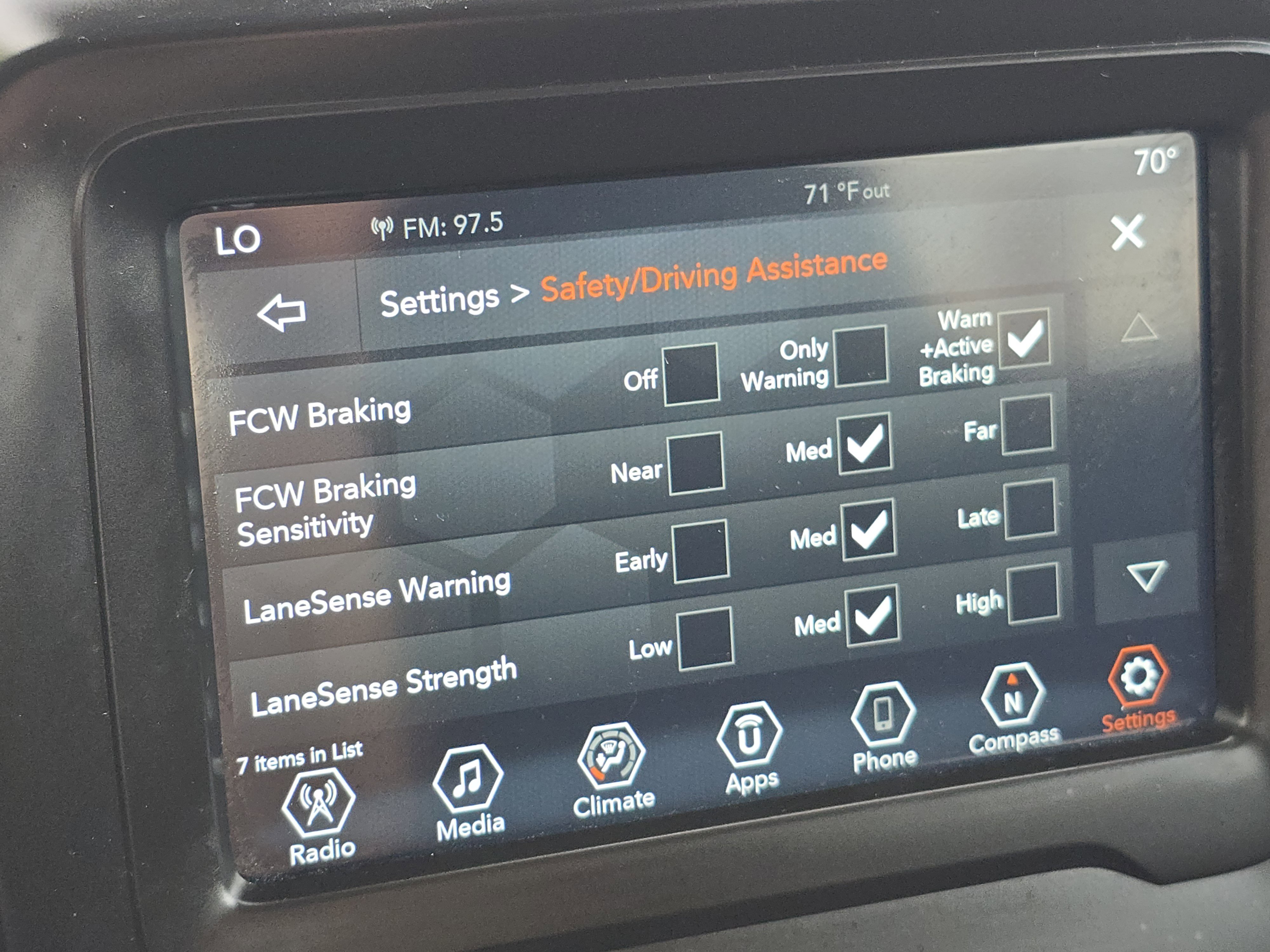 Used 2021 Jeep Renegade Latitude image 29