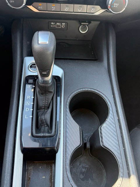 Used 2025 Nissan Altima 2.5 SV FWD image 25