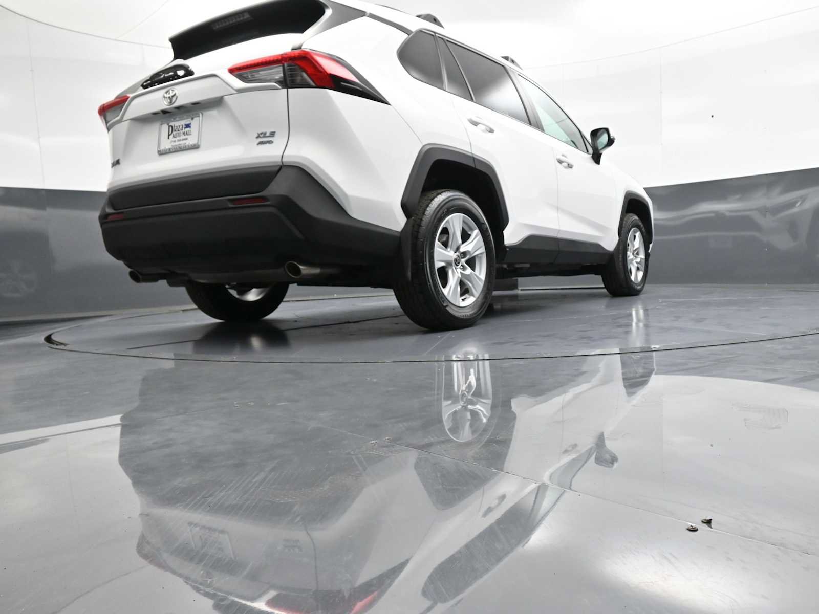 Certified 2021 Toyota RAV4 XLE AWD/4WD image 27