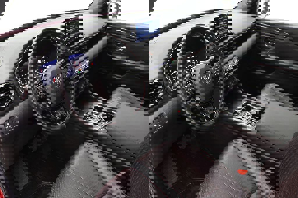 Used 2025 Honda Pilot Black Edition image 14