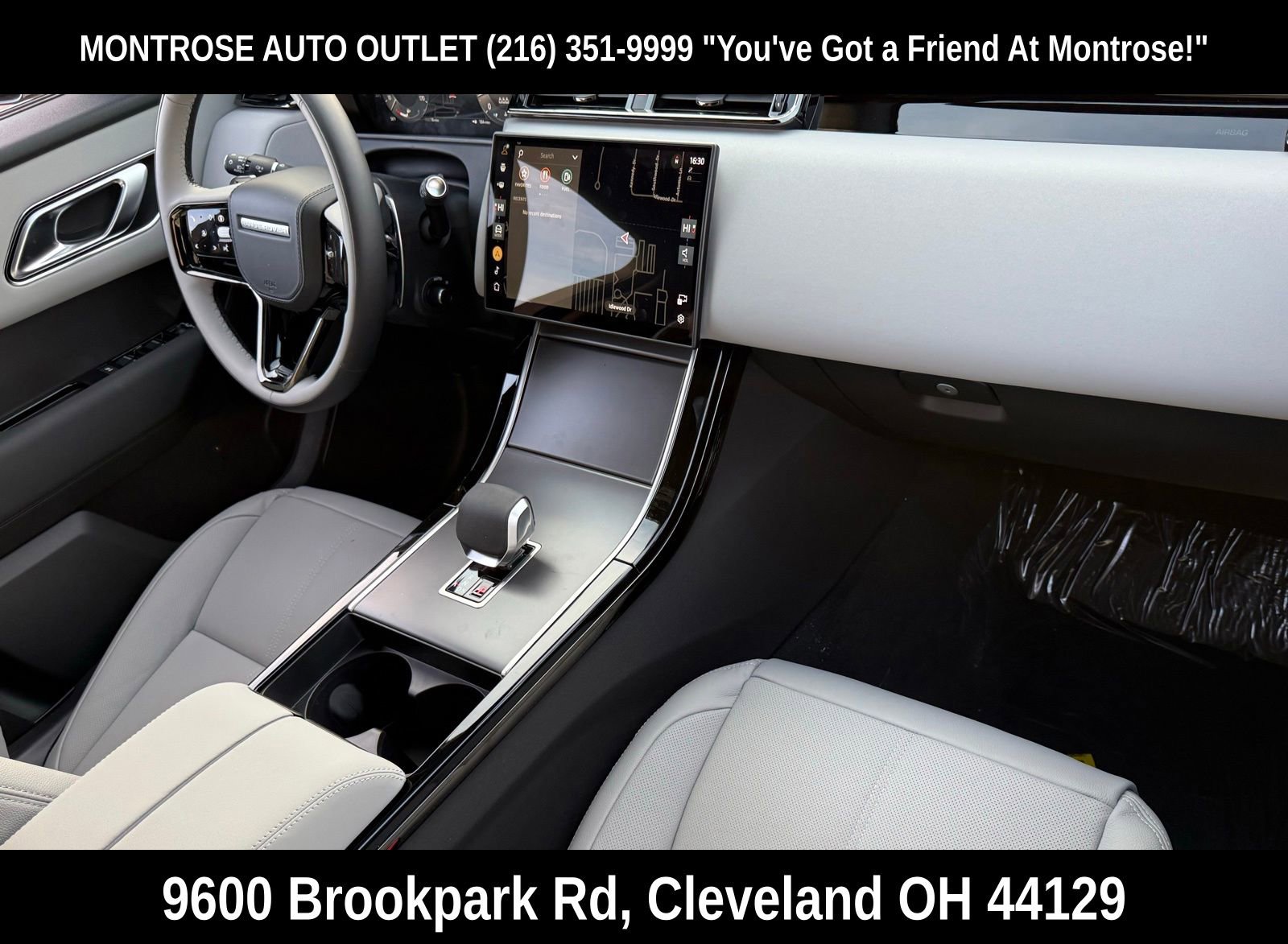 New 2026 Land Rover Range Rover Velar Dynamic SE image 15