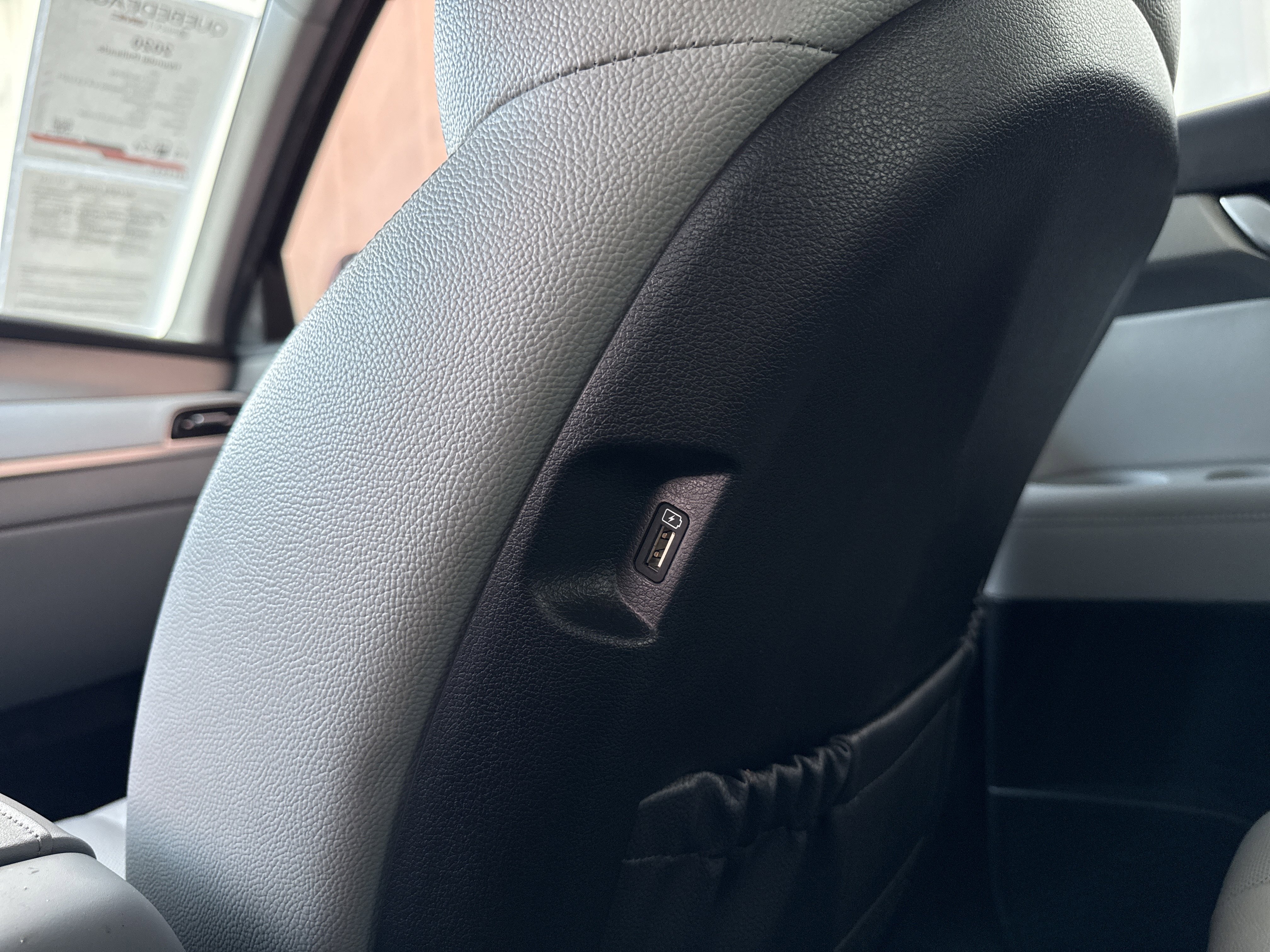 Used 2020 Hyundai Palisade SEL w/ Premium Package image 26