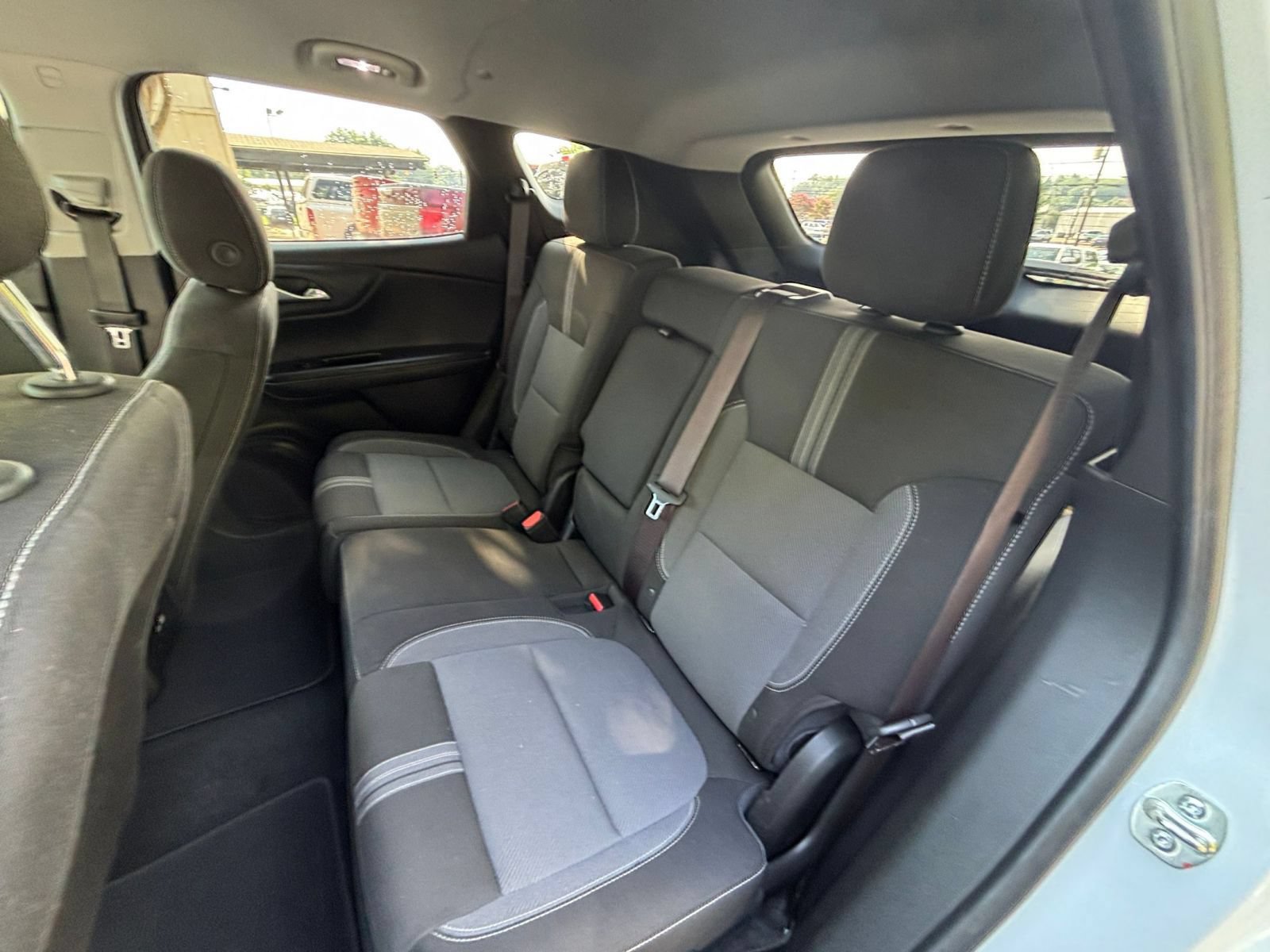 Used 2025 Chevrolet Blazer LT FWD image 36