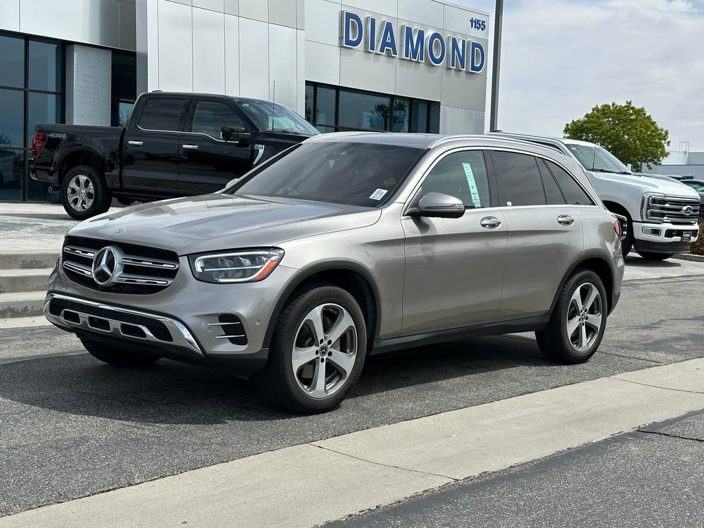 Used 2022 Mercedes-Benz GLC 300 image 2